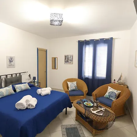 Apartment Sweet World